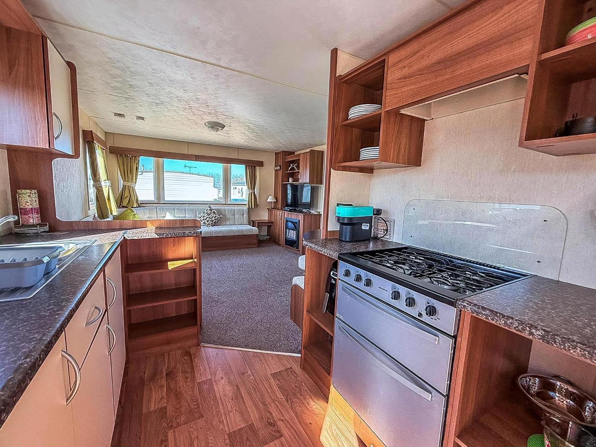 Homely Caravan At Manor Park, Nearby Hunstanton Beach In Norfolk Ref 23039T Exterior foto
